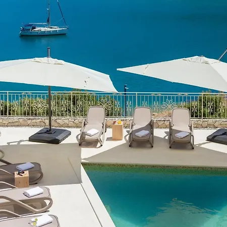 Maracella Apartment *